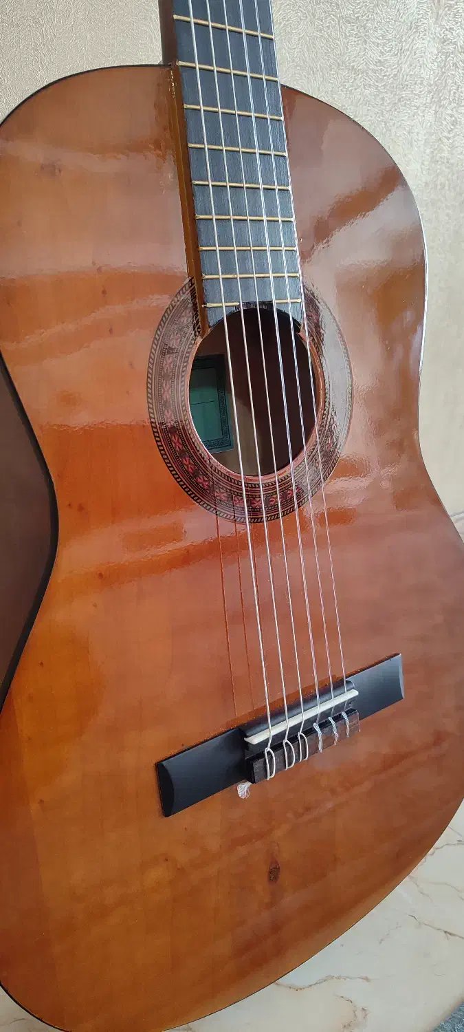 گیتار یاماها c70 اصل|گیتار، بیس، امپلیفایر|ملارد, |دیوار