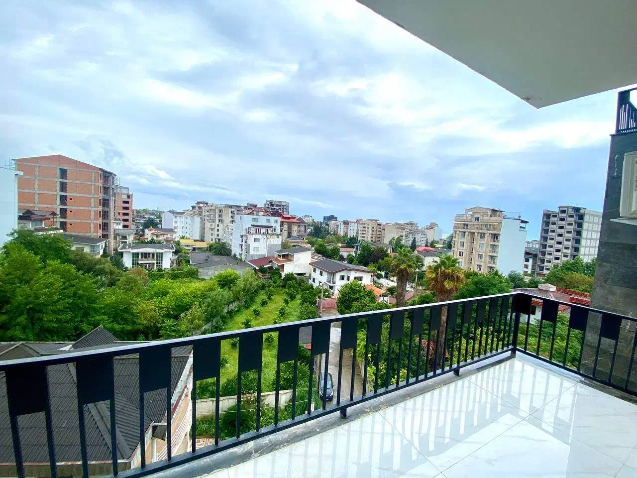 اجاره آپارتمان 130 متری باروف گاردن وچشم انداز|اجارهٔ آپارتمان|چالوس, |دیوار