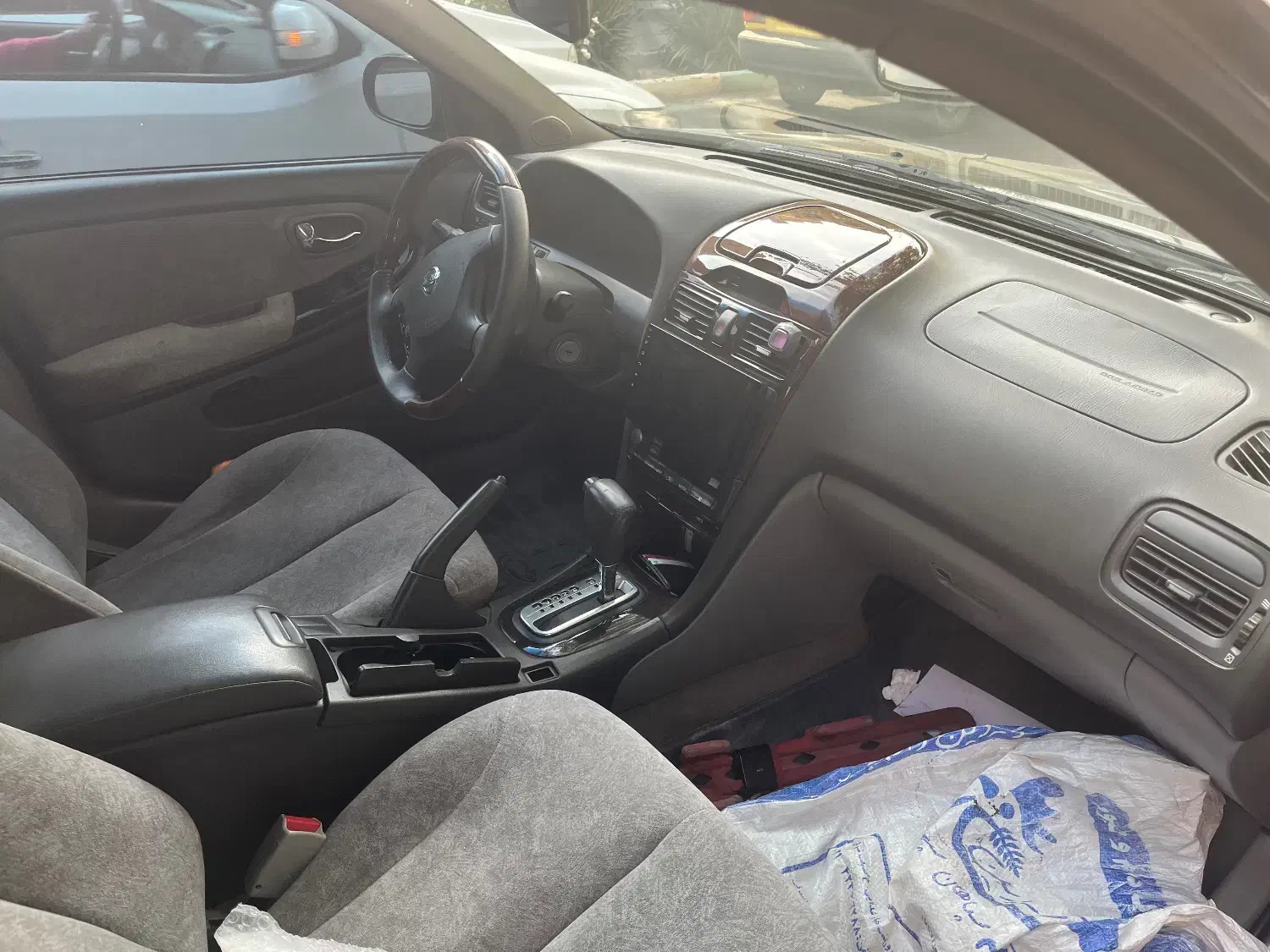 ماکسیما ۸۴ دو برگ سند|خودرو سواری و وانت|اصفهان, پارک سلمان فارسی|دیوار