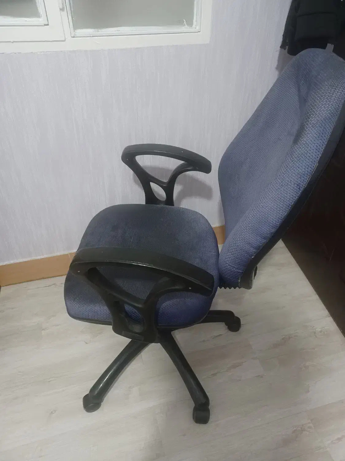 صندلی|صندلی و نیمکت|کرمانشاه, |دیوار