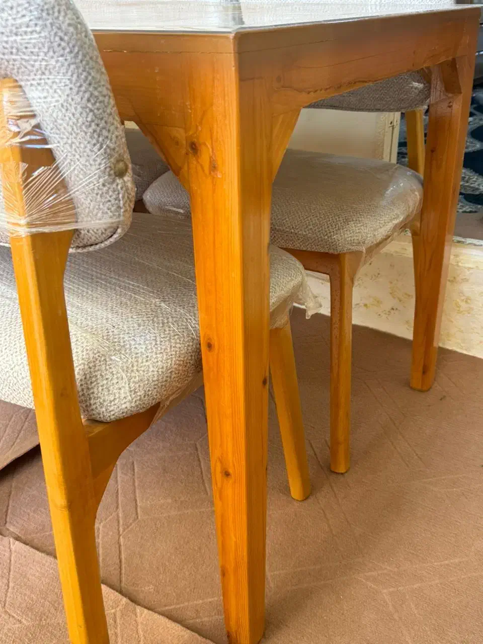 غذاخوری نونو حتی کاورش باز نشده|میز و صندلی غذاخوری|زنجان, |دیوار