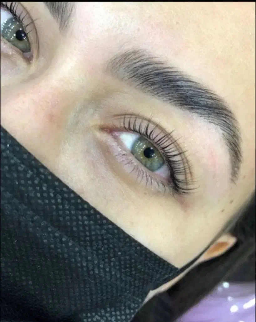 انجام اصلاح صورت و بند و ابرو|خدمات آرایشگری و زیبایی|ساری, |دیوار