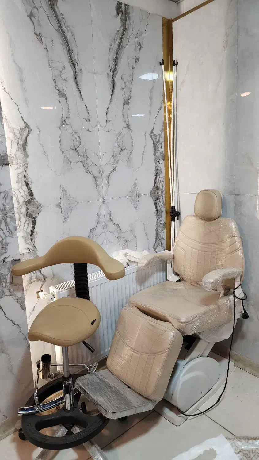 صندلی برقی مخصوص میکاپ|آرایشگاه و سالنهای زیبایی|کرج, آق تپه|دیوار