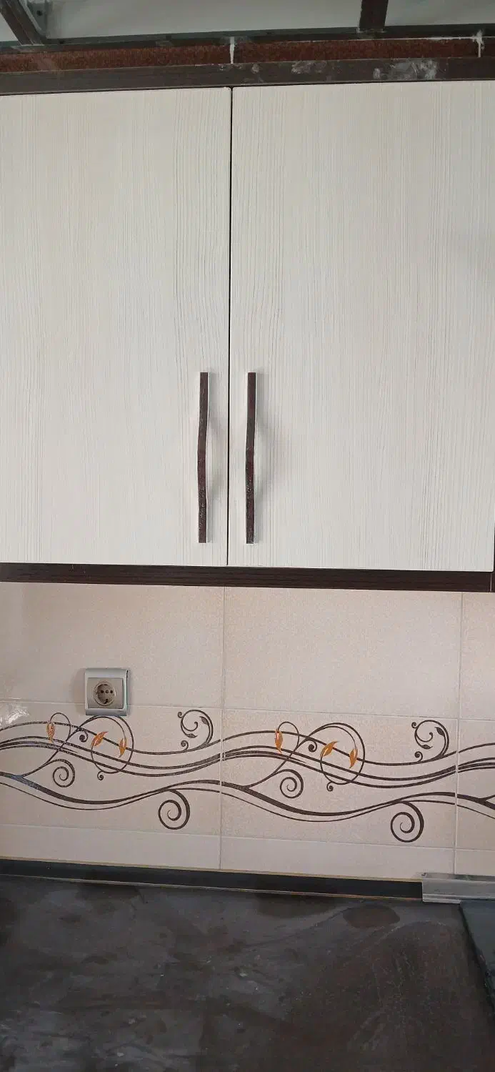 کابینت در حد نو نو|مصالح و تجهیزات ساختمان|دهگلان, |دیوار