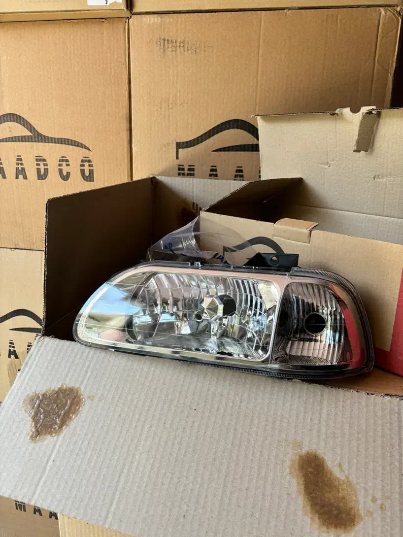 چراغ جلو ۱۳۱ صبا ۱۴۱ هاچبک ۱ تیکه|قطعات یدکی و لوازم جانبی|اصفهان, باغ فردوس|دیوار