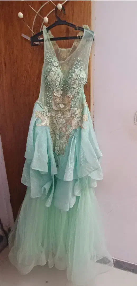 دو عدد پیراهن مجلسی خیلی تمیز فقط یک بار تن شده|لباس|اسفراین, |دیوار