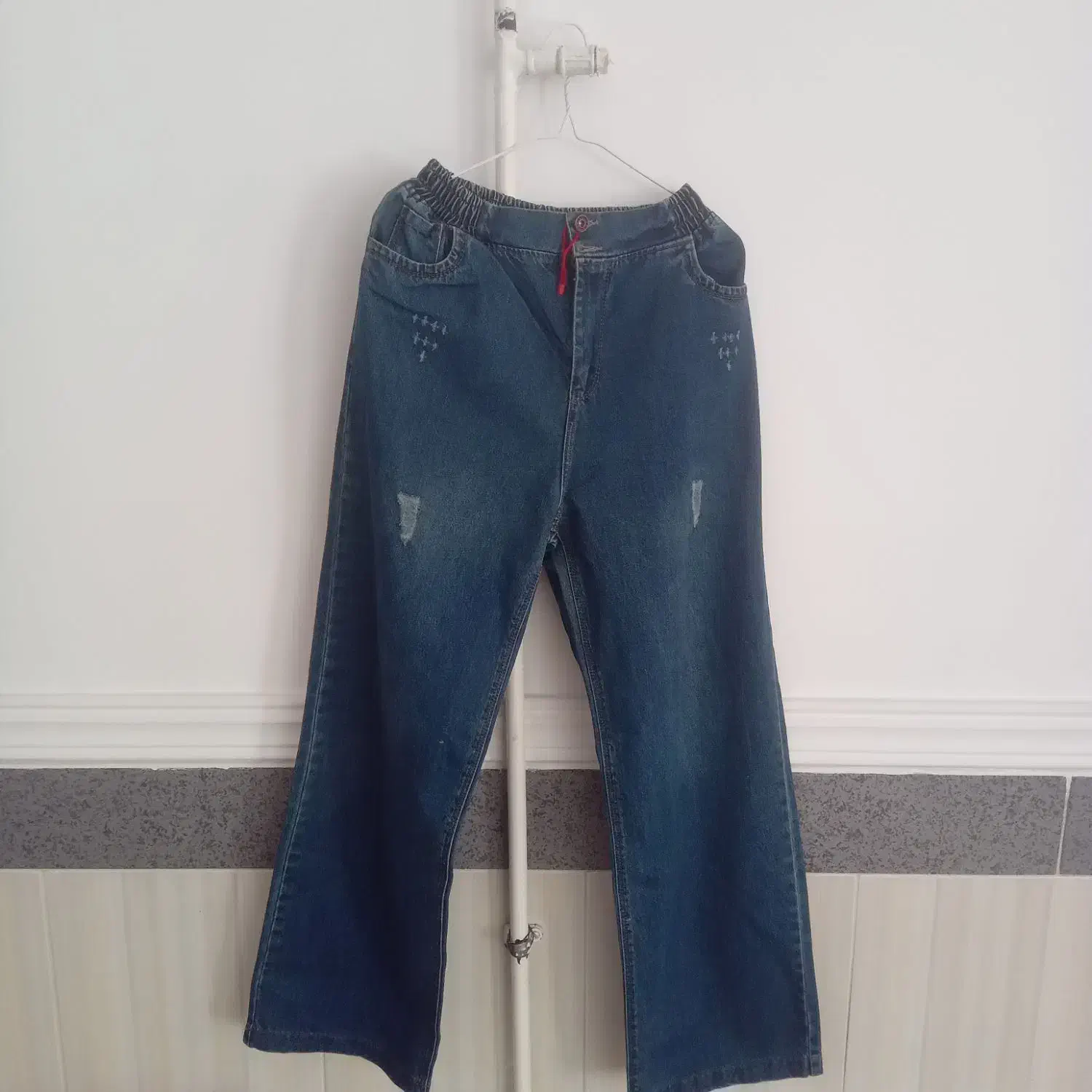 لباس|لباس|نهاوند, |دیوار