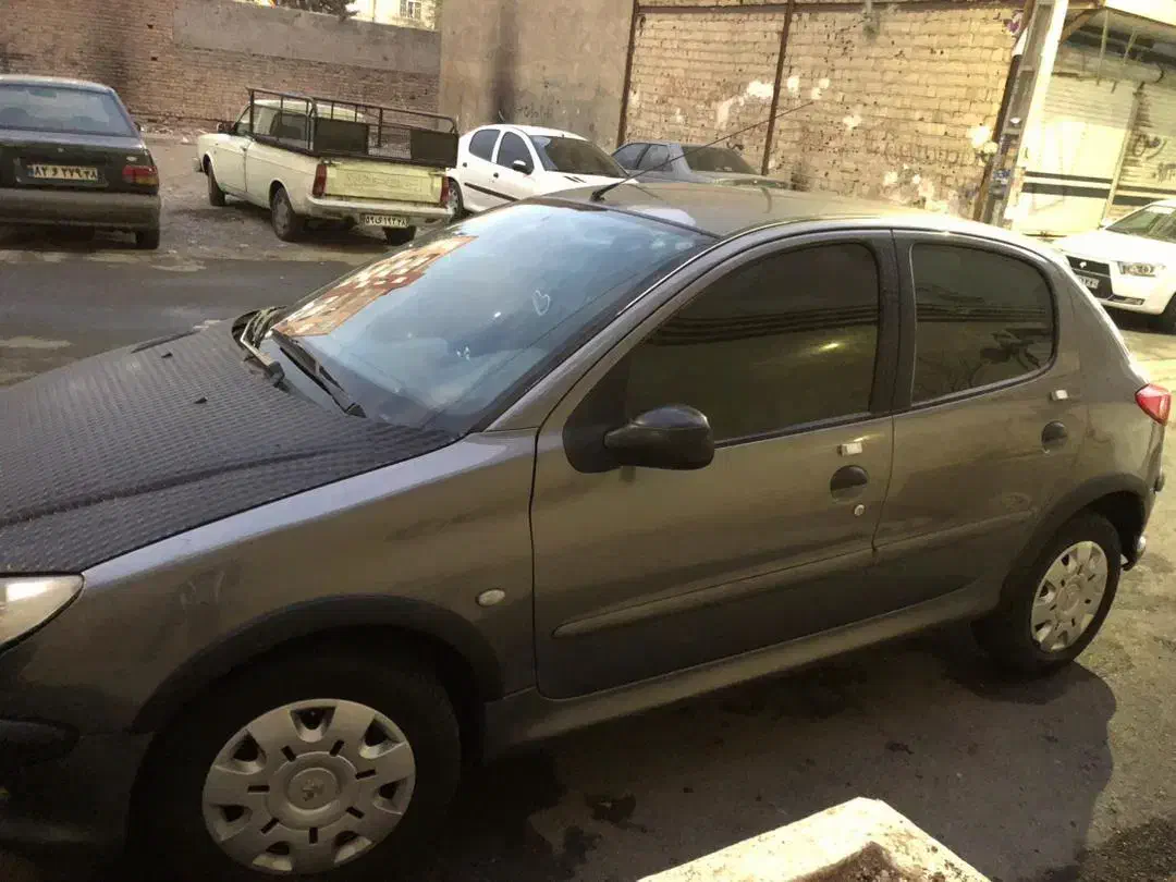 ۲۰۶تیپ ۲/عروسک /کم کار|خودرو سواری و وانت|فردیس, شهرک شهید حسینی|دیوار