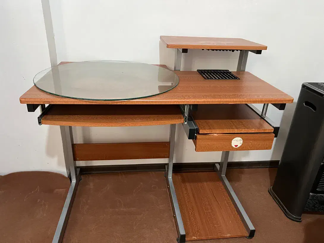 میز کامپیوتر با صندلی|میز تحریر و کامپیوتر|شاندیز, |دیوار