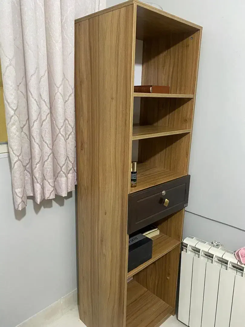 تخت و کتابخانه|تخت و سرویس خواب|شیراز, شیمی گیاه|دیوار