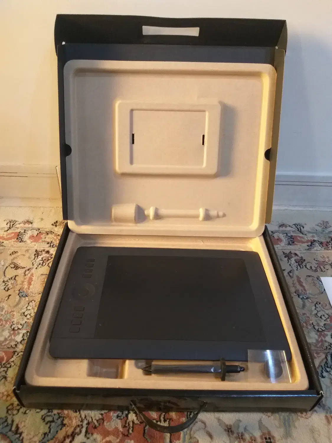 قلم نوری اینتوس پرو وکام wacom intous pro medium|قطعات و لوازم جانبی رایانه|تهران, کن|دیوار
