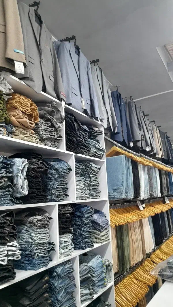 فروشنده خانوم تمام وقت|استخدام بازاریابی و فروش|تاکستان, |دیوار