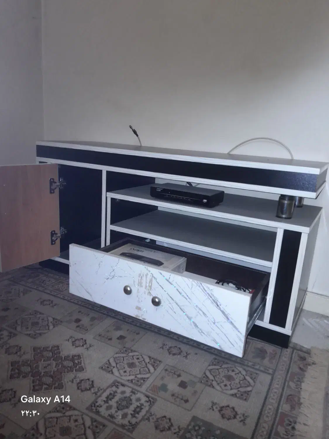 میز ال ای دی و ال سی دی تا ۵۰ اینچ|میز تلویزیون|تهران, امیریه|دیوار