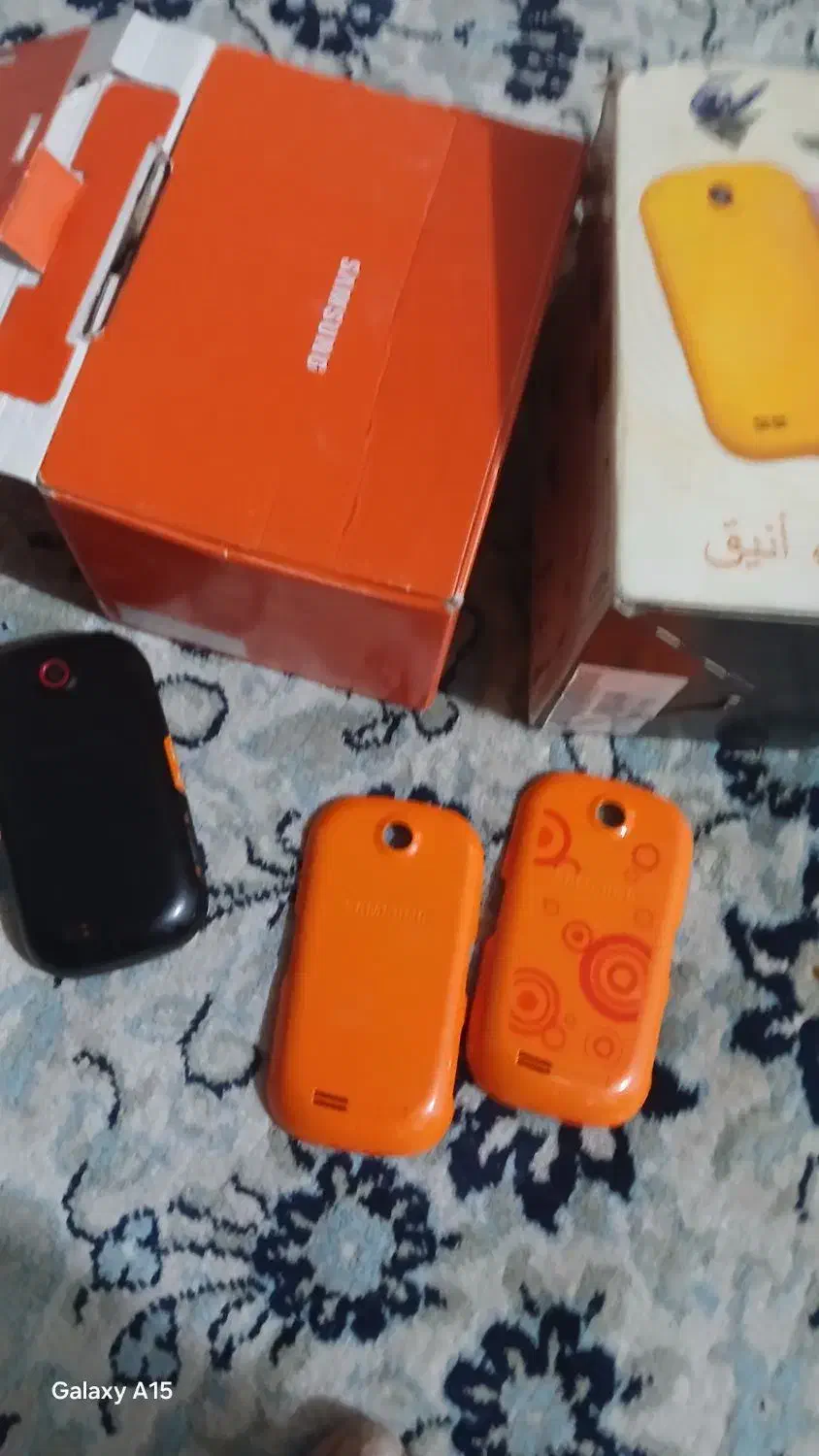 گوشی سامسونگ به همرا 2 عدد کاور|موبایل|گنبد کاووس, |دیوار