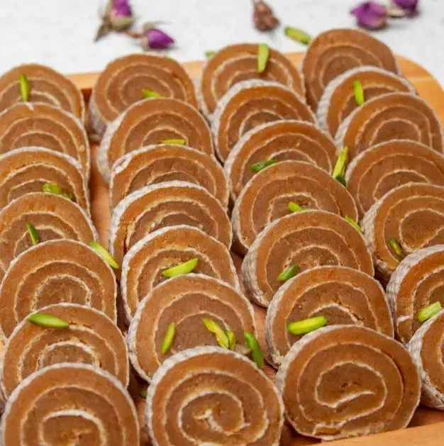 آموزش حلواهای مجلسی در آموزشگاه با مدرک|خدمات آموزشی|آبادان, |دیوار