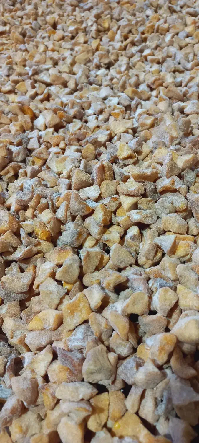 سیب شکلاتی یا قندی|خوردنی و آشامیدنی|بسطام, |دیوار