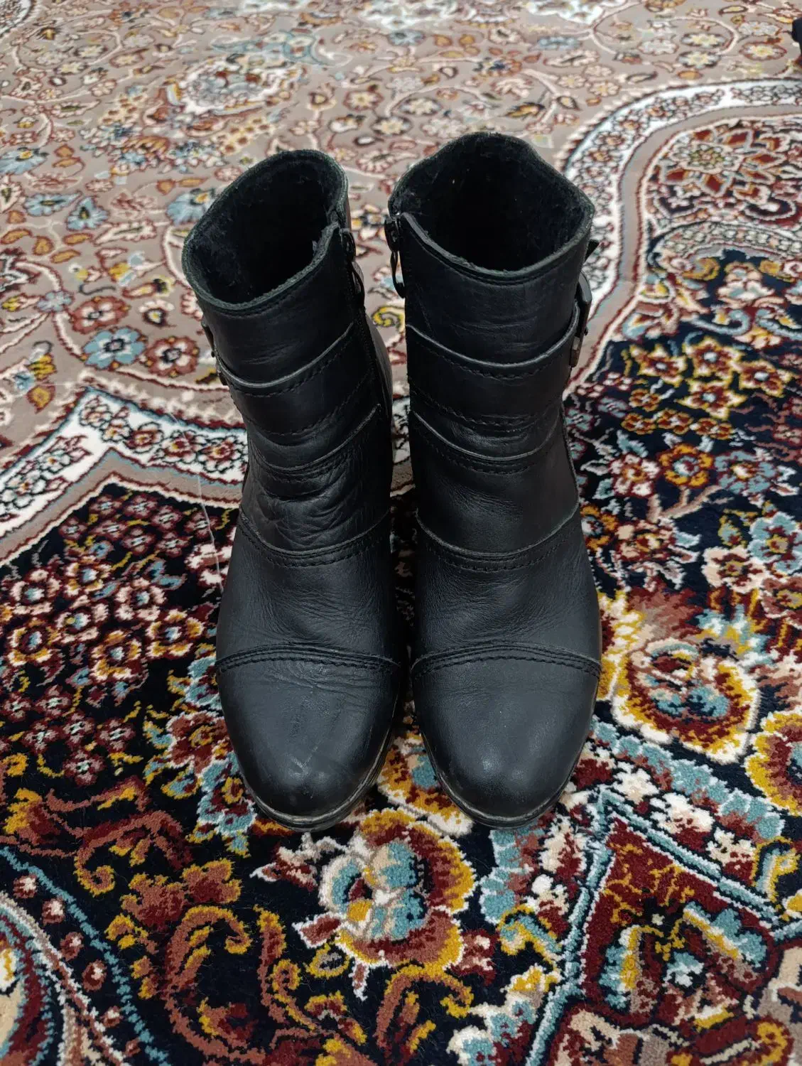 کفش چرم|کیف، کفش، کمربند|ایذه, |دیوار