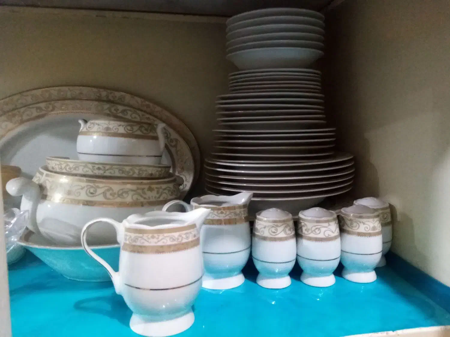 چینی پردیس|ظروف سرو و پذیرایی|ساوه, |دیوار