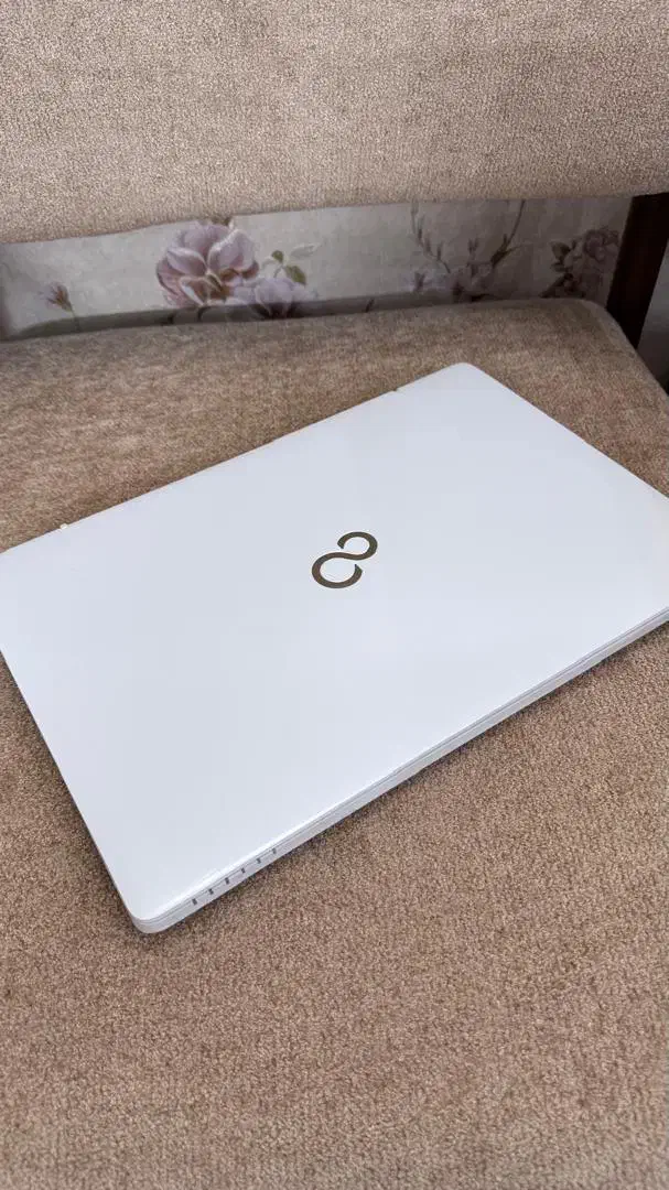 لپ تاپ فوجیتسو i7 نسل شش|رایانه همراه|زابل, |دیوار