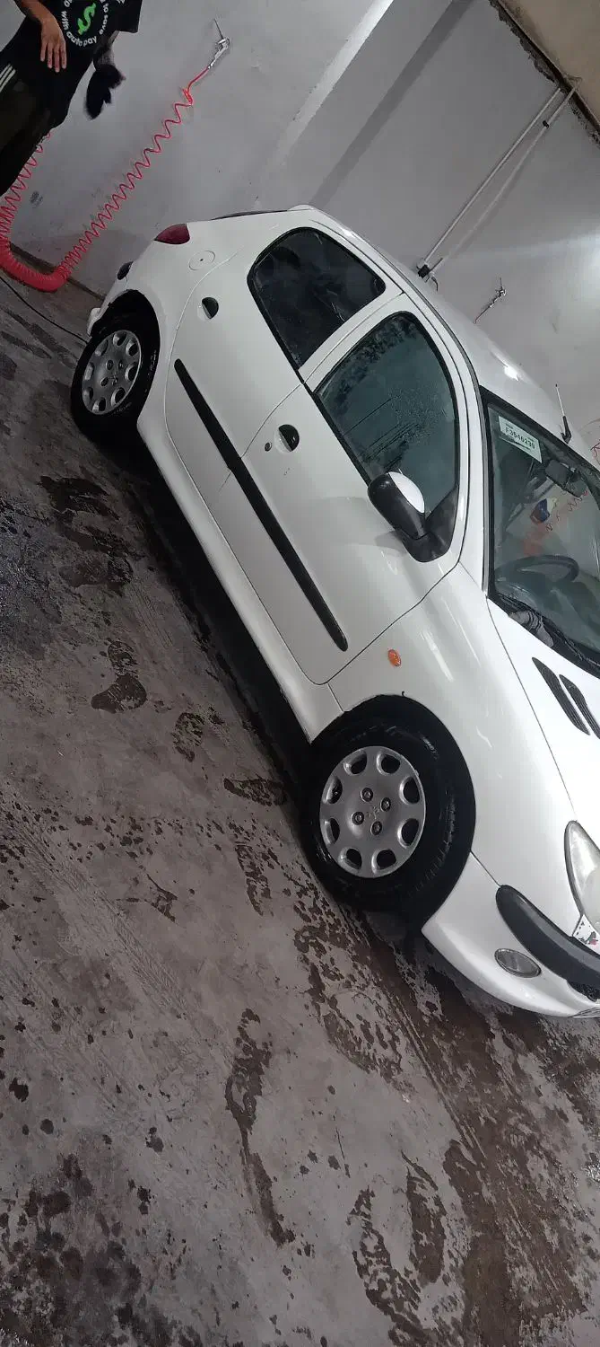 ۲۰۶ مدل ۸۱|خودرو سواری و وانت|پرند, فاز ۶|دیوار