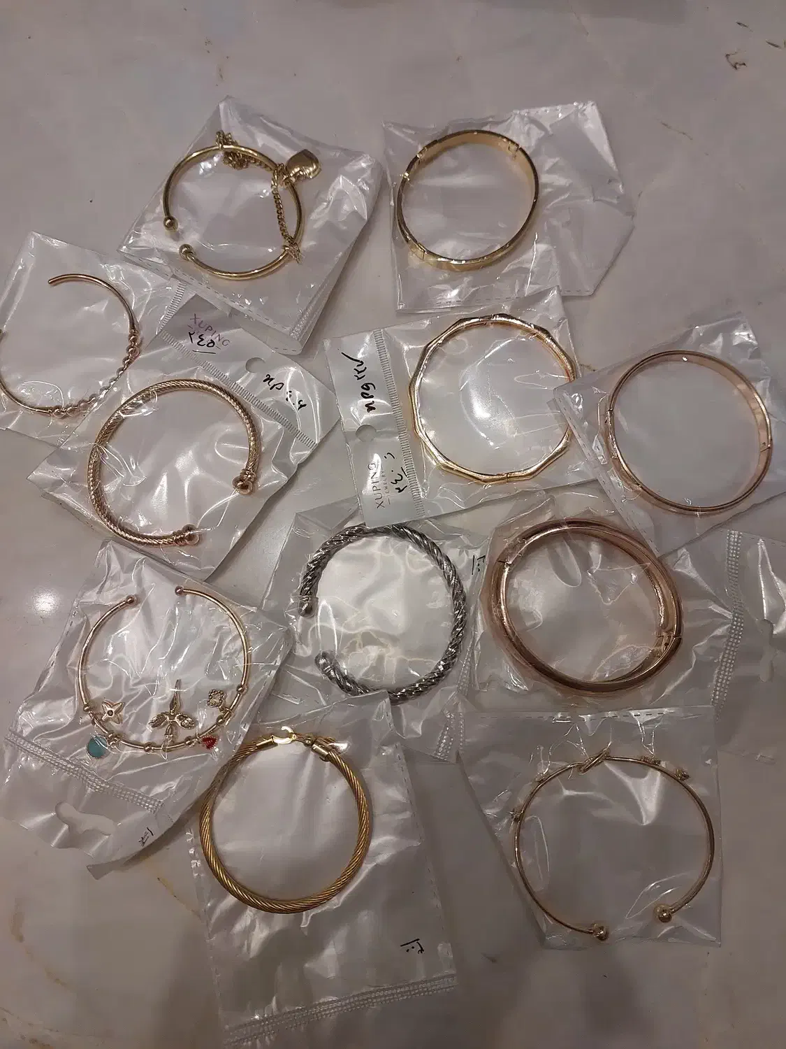 بدلیجات ژوپینگ و استیل وپرسینگ|بدلیجات|اصفهان, باغ دریاچه|دیوار