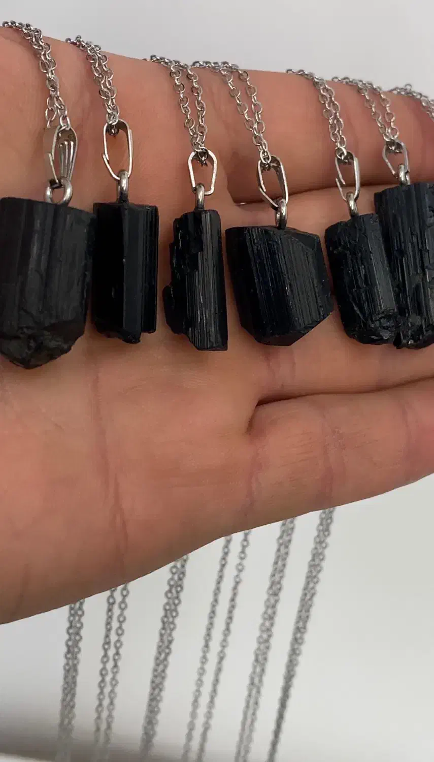 گردنبند راف تورمالین سیاه|جواهرات|سبزوار, طبرسی (جعفرآباد)|دیوار