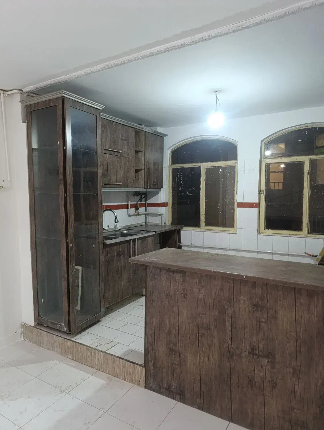 واحد ۵۰ متری ط اول خ اطلس غربی|فروش آپارتمان|ملارد, |دیوار