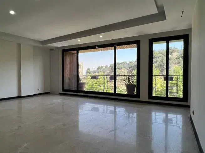 زعفرانیه ۸۰ متر سند اداری بر اصلی برج برند|اجارهٔ دفتر کار، اتاق اداری، مطب|تهران, زعفرانیه|دیوار