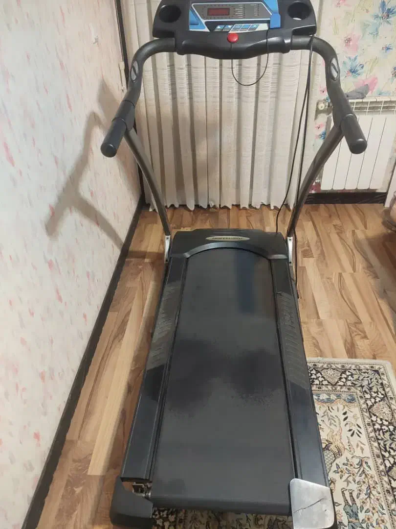 تردمیل پرفشنال آمریکایی سالم و حمل رایگان|تجهیزات ورزشی|ساری, |دیوار