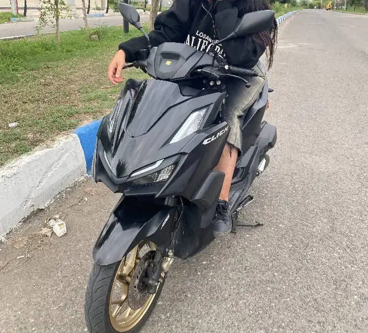 موتور کلیک واریو175سی‌سی|موتورسیکلت|رشت, فلسطین|دیوار