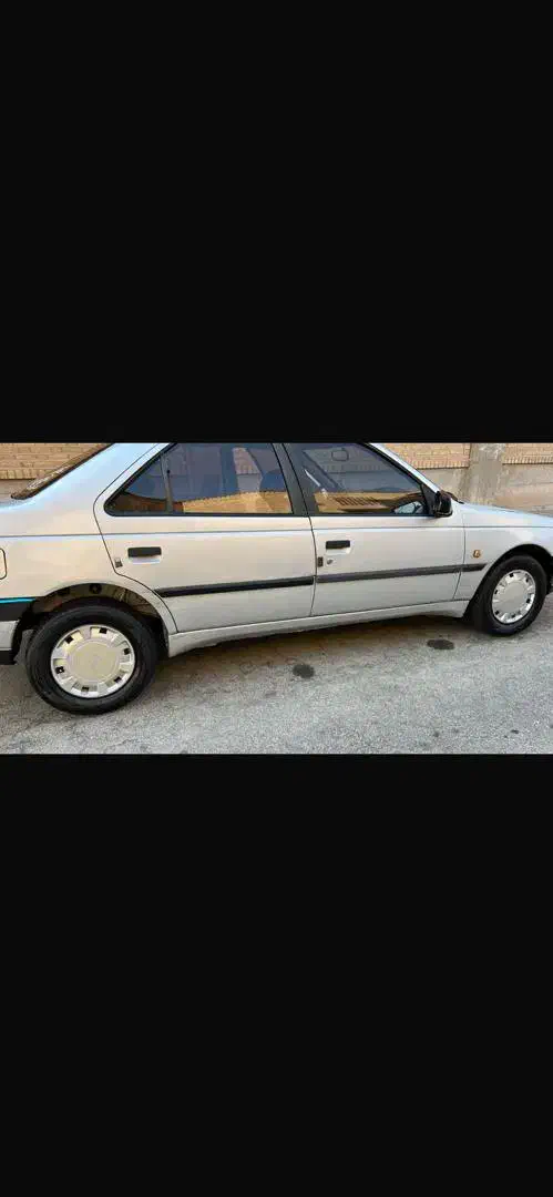 پژو ۴۰۵ مدل ۹۳ دوگانه فابریک|خودرو سواری و وانت|قم, شهرک امام حسین|دیوار