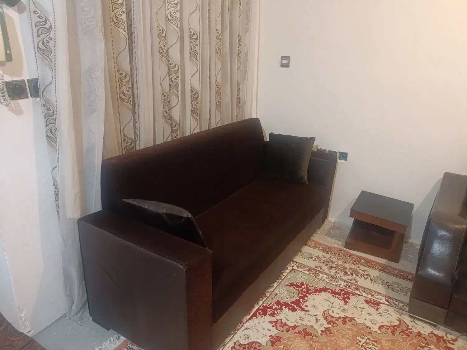 مبل همراه 4 عدد جلو مبلی|مبلمان خانگی و میز عسلی|مهاباد (آذربایجان غربی), |دیوار