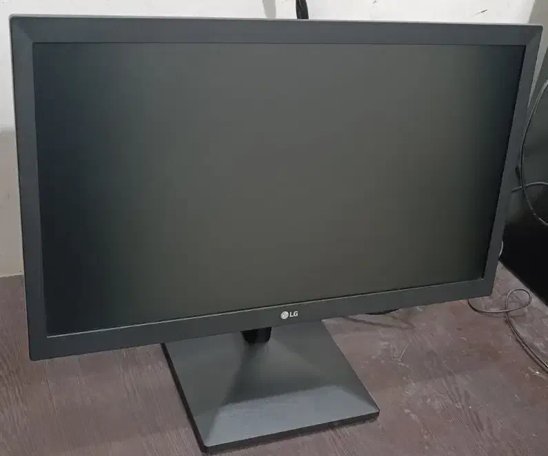 مانیتور ۲۰ اینچ LG HDMI|قطعات و لوازم جانبی رایانه|قزوین, |دیوار