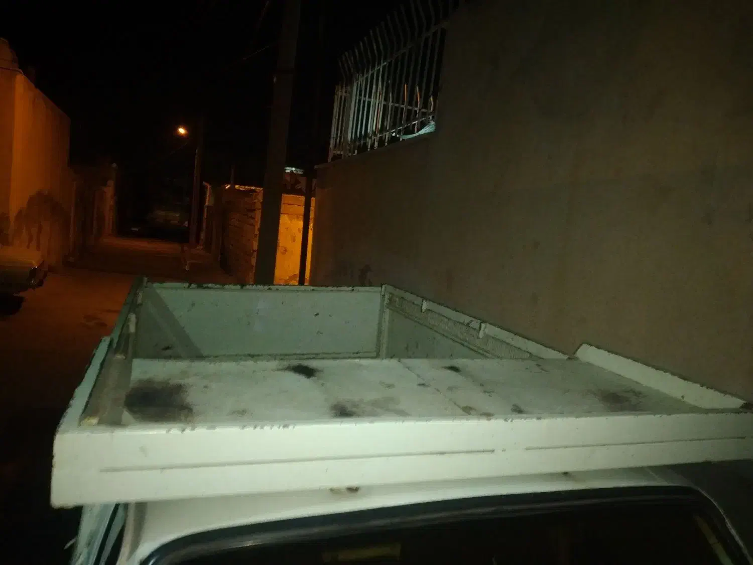 اتاق شمالی زیبا سالم ومحکم|قطعات یدکی و لوازم جانبی|شیراز, کوشک میدان|دیوار