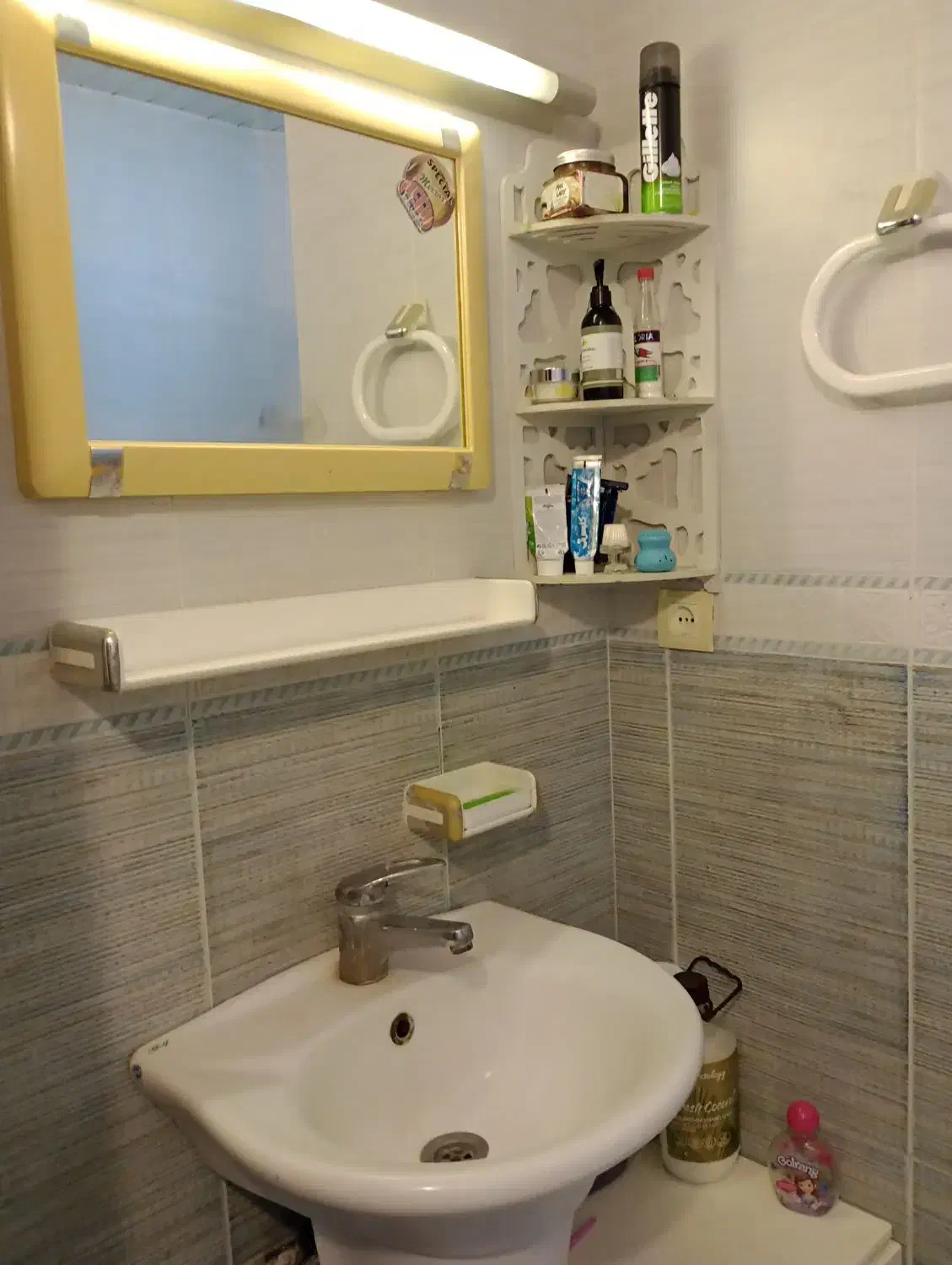 روشویی سفید|لوازم سرویس بهداشتی|بیرجند, |دیوار