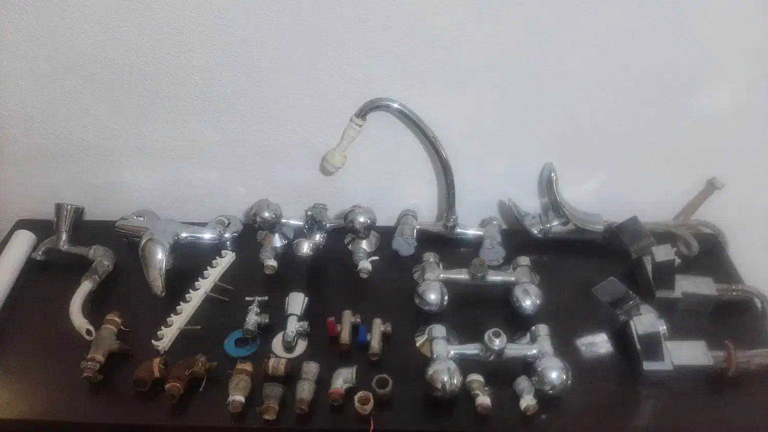 فروش تعدادی شیر آب|لوازم سرویس بهداشتی|شیراز, شهرک قمشه|دیوار