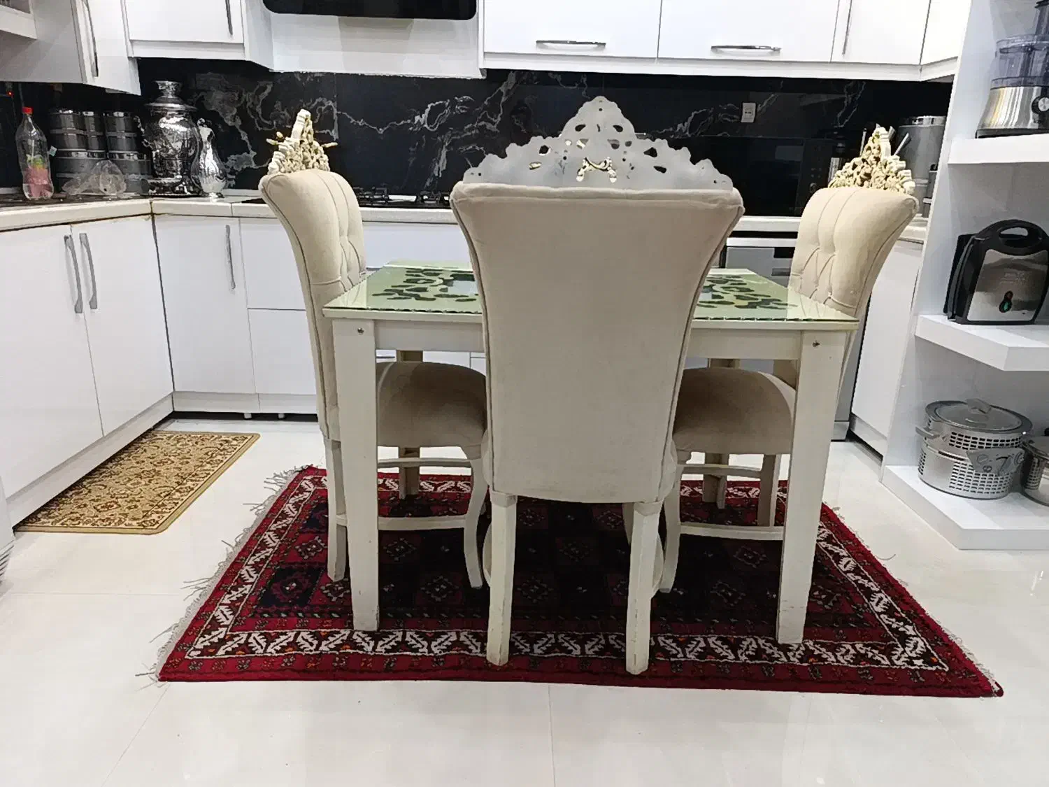 میز غذاخوری|میز و صندلی غذاخوری|تربت جام, شهید غلام زاده|دیوار