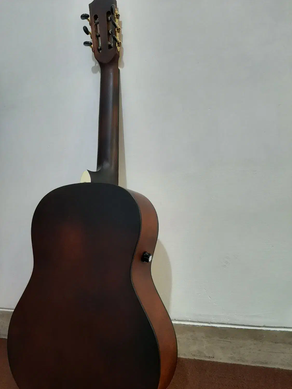 گیتار خوش صدا|گیتار، بیس، امپلیفایر|همدان, |دیوار