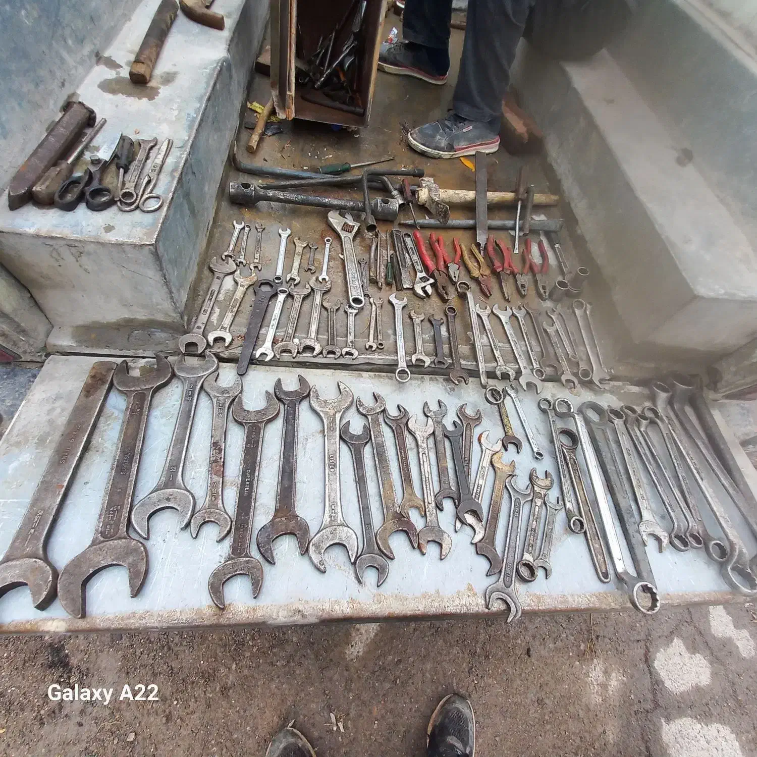 اچار|ابزارآلات|شاهین‌شهر, آرامستان بهشت معصومه|دیوار