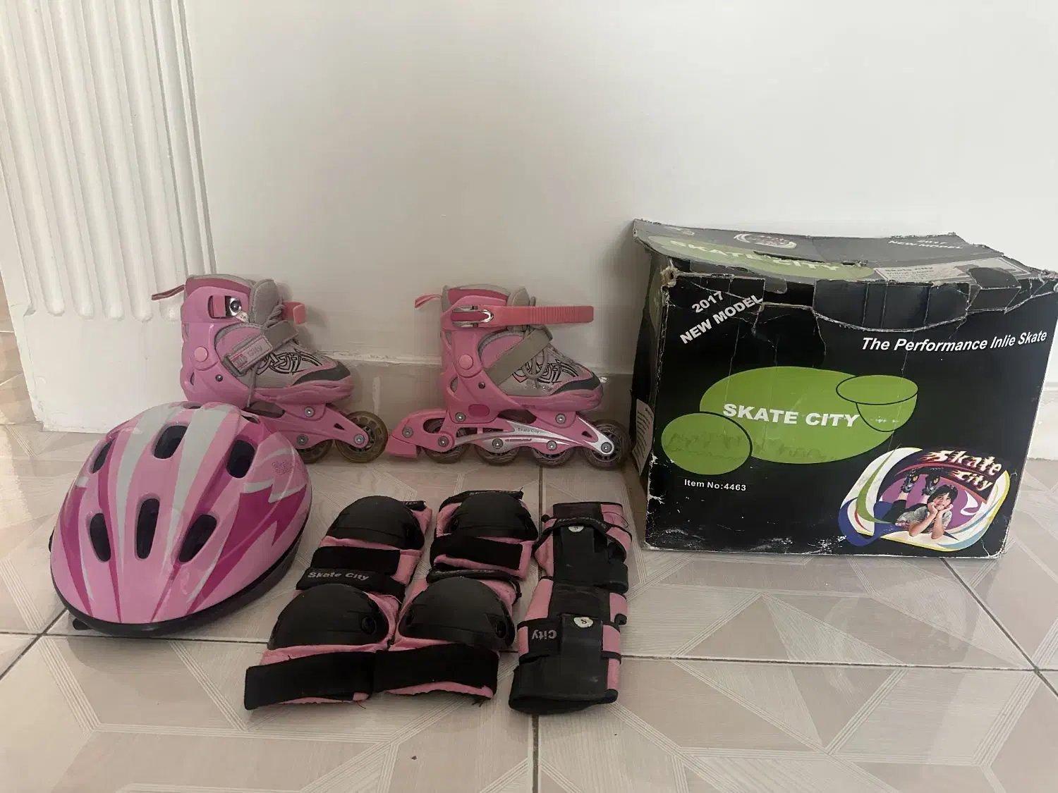 اسکیت دخترانه نو واستفاده نشده سایز ۲۸ تا ۳۲|دوچرخه، اسکیت، اسکوتر|تهران, شهرک ولیعصر شمالی|دیوار