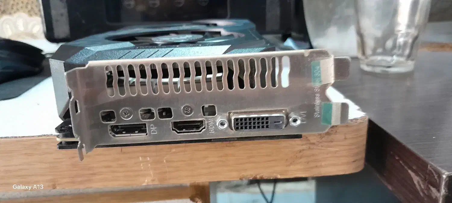 کارت گرافیک|قطعات و لوازم جانبی رایانه|دهگلان, |دیوار