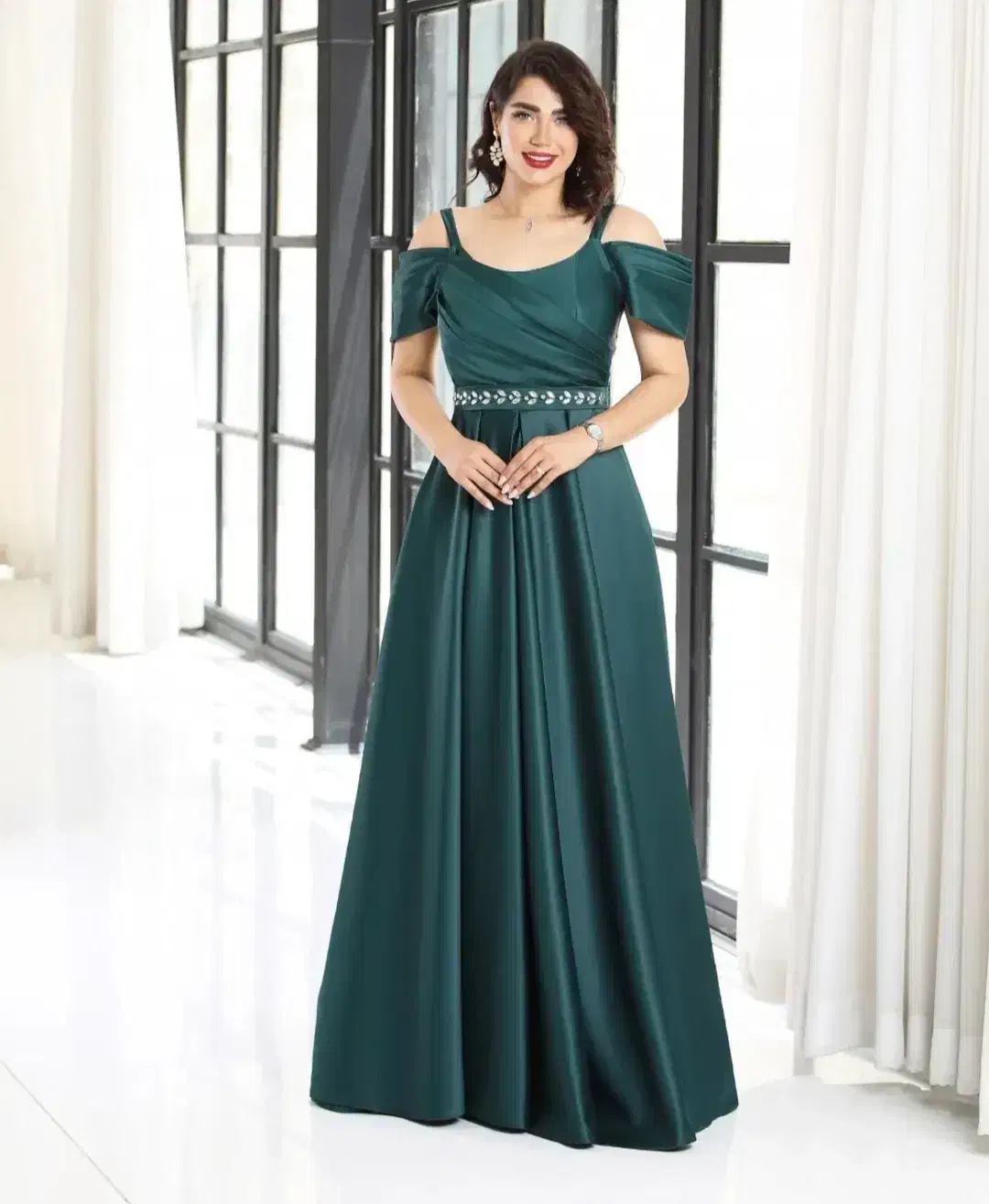 لباس مجلسی|لباس|اهر, |دیوار