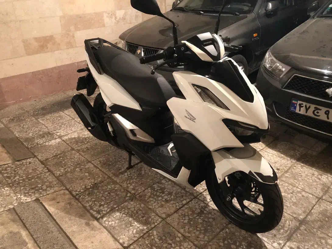 کیلیک ۱۶۰ ۴۰۳|موتورسیکلت|تهران, دولاب|دیوار