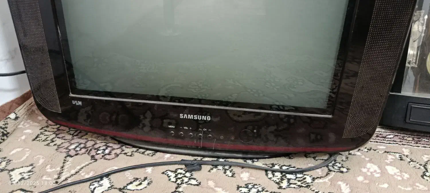 تلویزیون سامسونگ ساعت|تلویزیون و پروژکتور|زابل, |دیوار