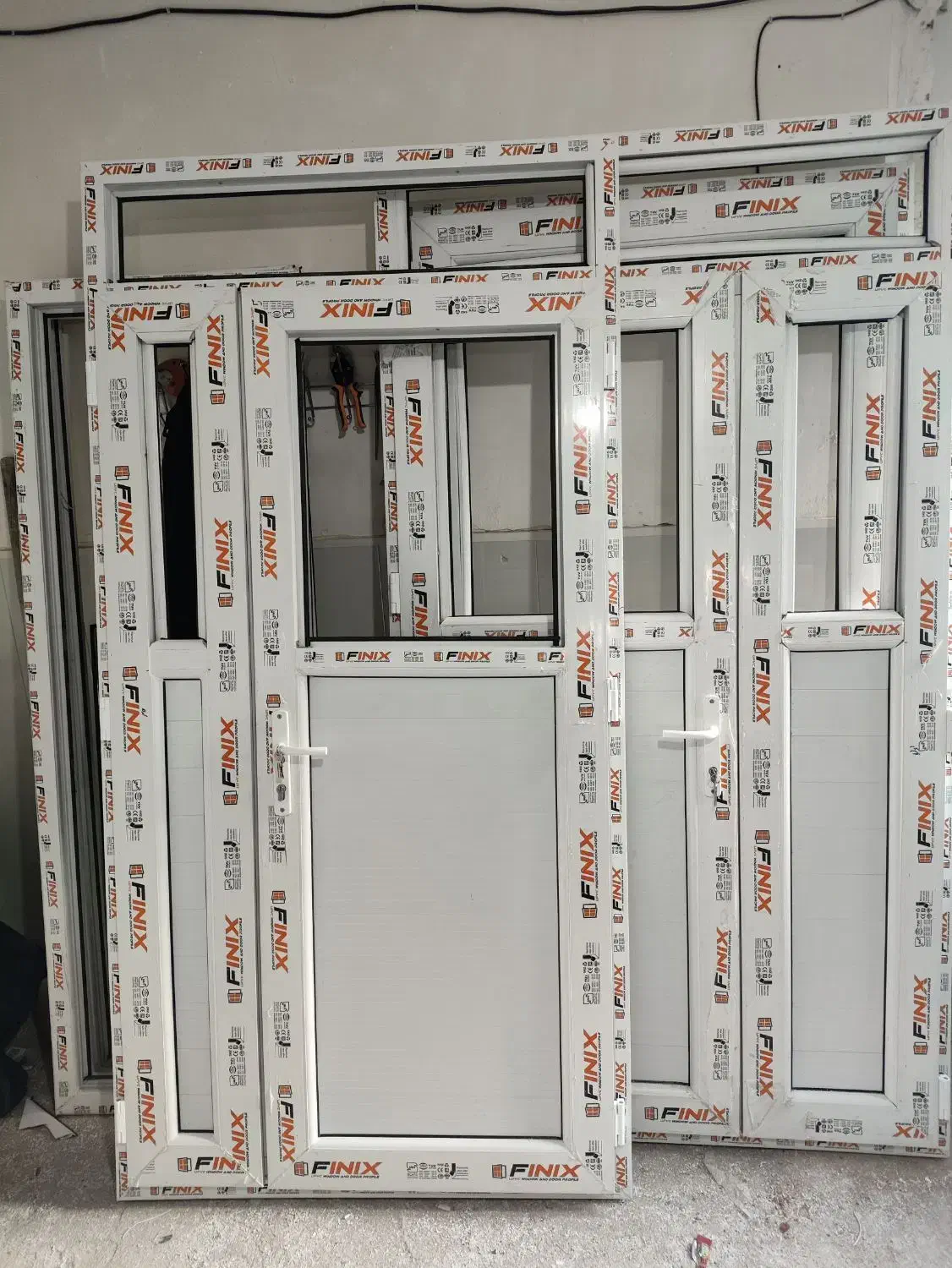 درب و پنجره یو پی وی سی|مصالح و تجهیزات ساختمان|اردبیل, |دیوار