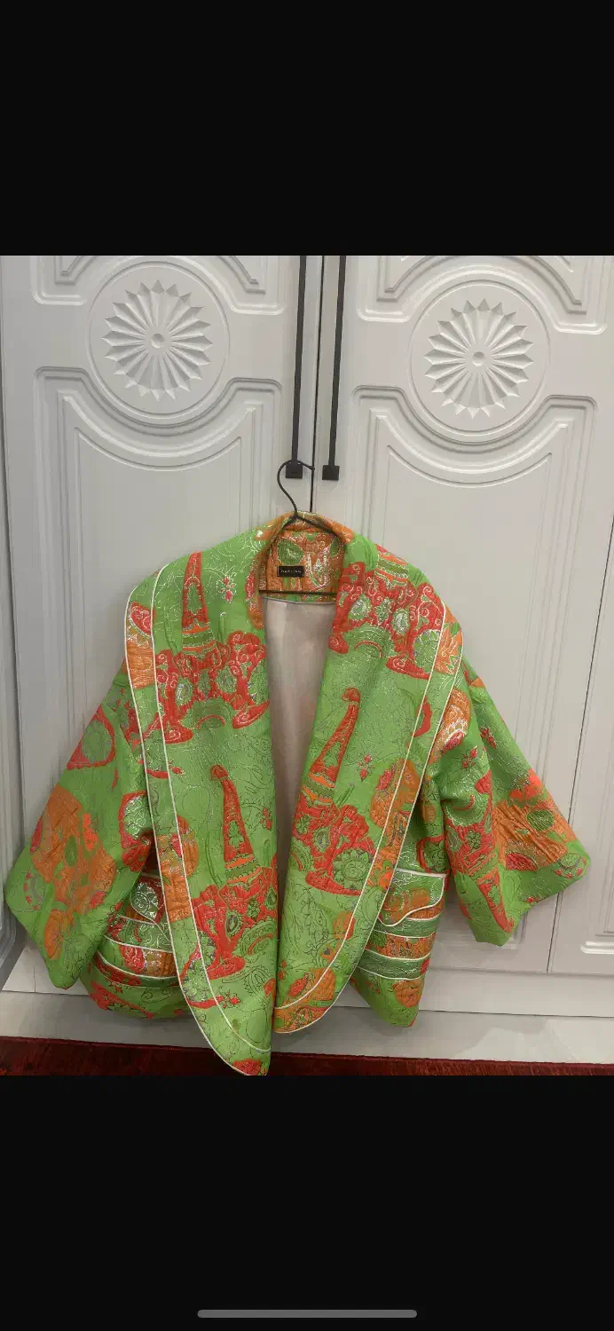 کت مزونی|لباس|ورامین, ورامین|دیوار