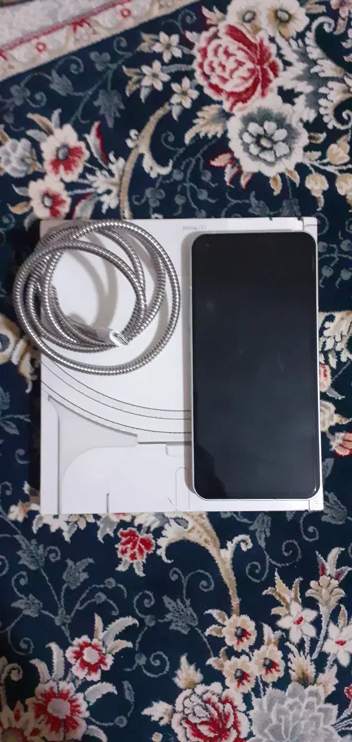 گوشی ناتینگ فون 1|موبایل|پرند, فاز ۶|دیوار