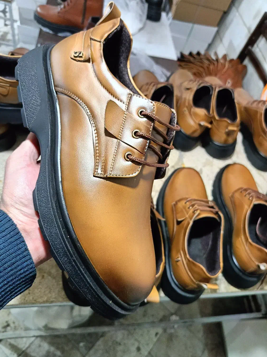 تولید و پخش کفش عرفی|کیف، کفش، کمربند|مشهد, شهرک امام هادی (شهرک غرب)|دیوار