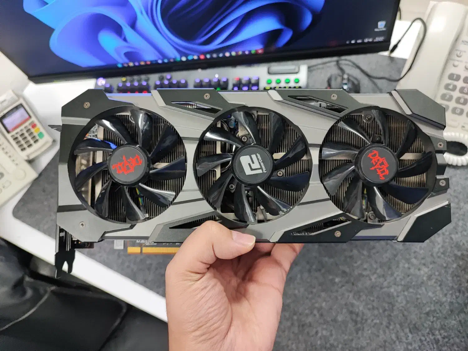 کارت گرافیک powercolor rx 5700 xt red devil|قطعات و لوازم جانبی رایانه|تهران, میدان ولیعصر|دیوار