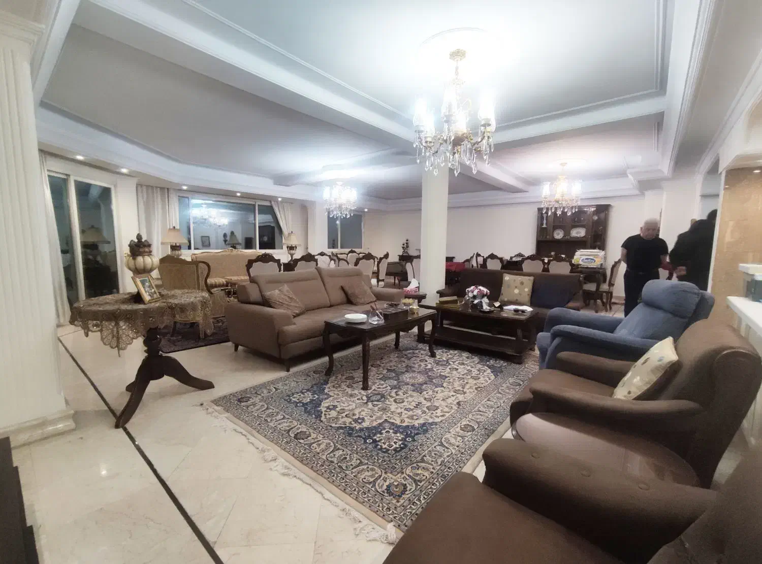 اجاره آپارتمان /۲۱۵متر/دو قدمی پارک|اجارهٔ آپارتمان|تهران, قیطریه|دیوار